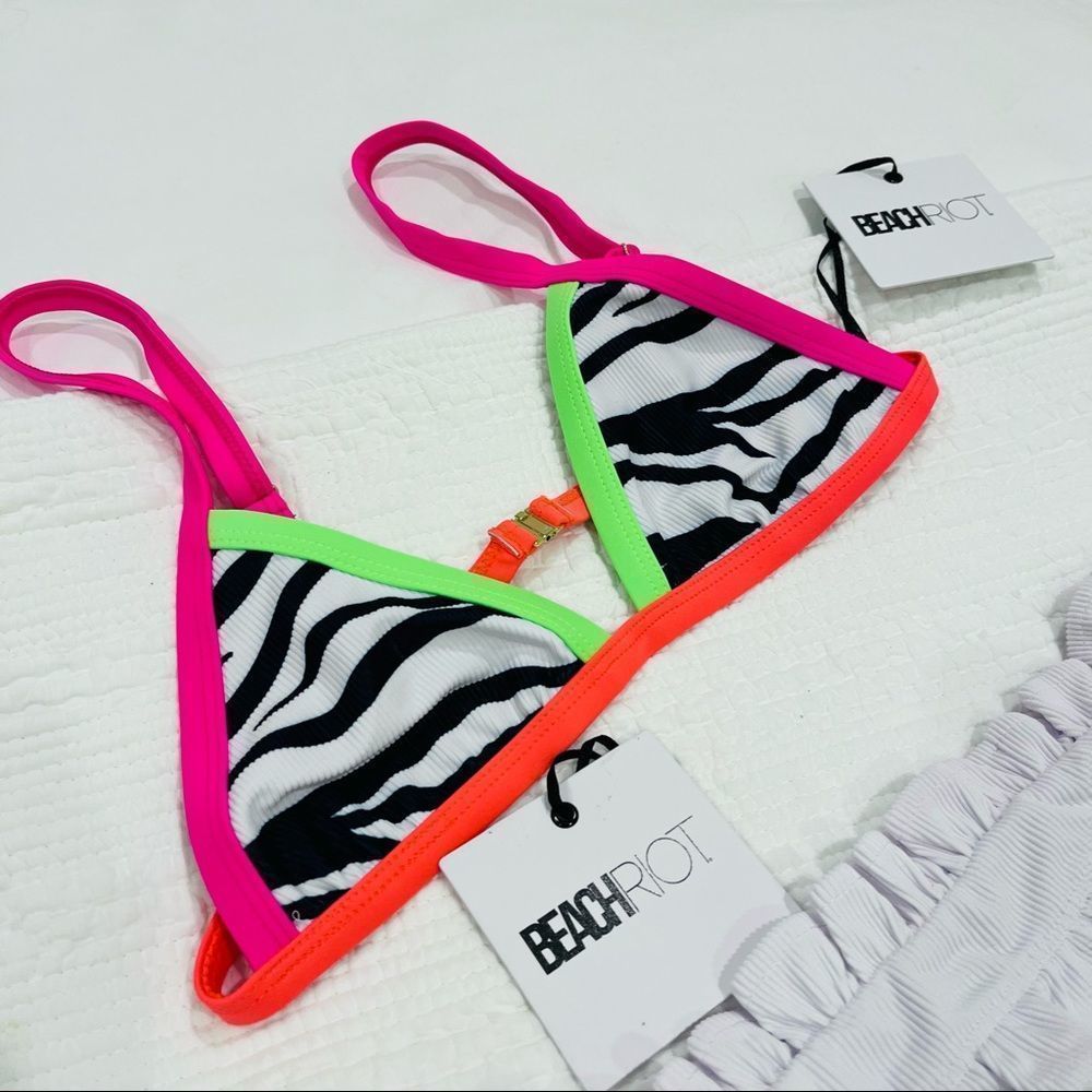 Beach Riot Bikini Small Neon - Picture 6 of 9